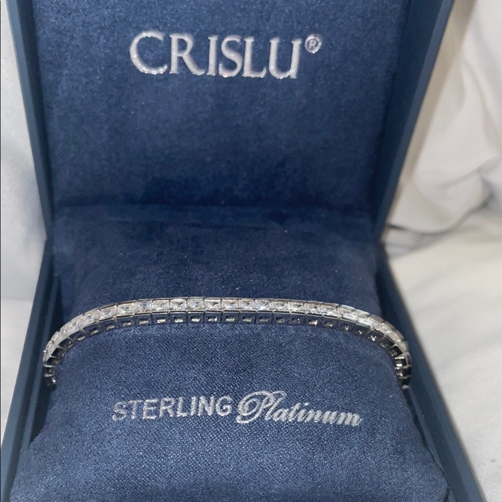 Crislu sterling platinum bracelet